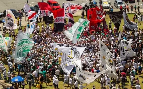 Torcidas organizadas